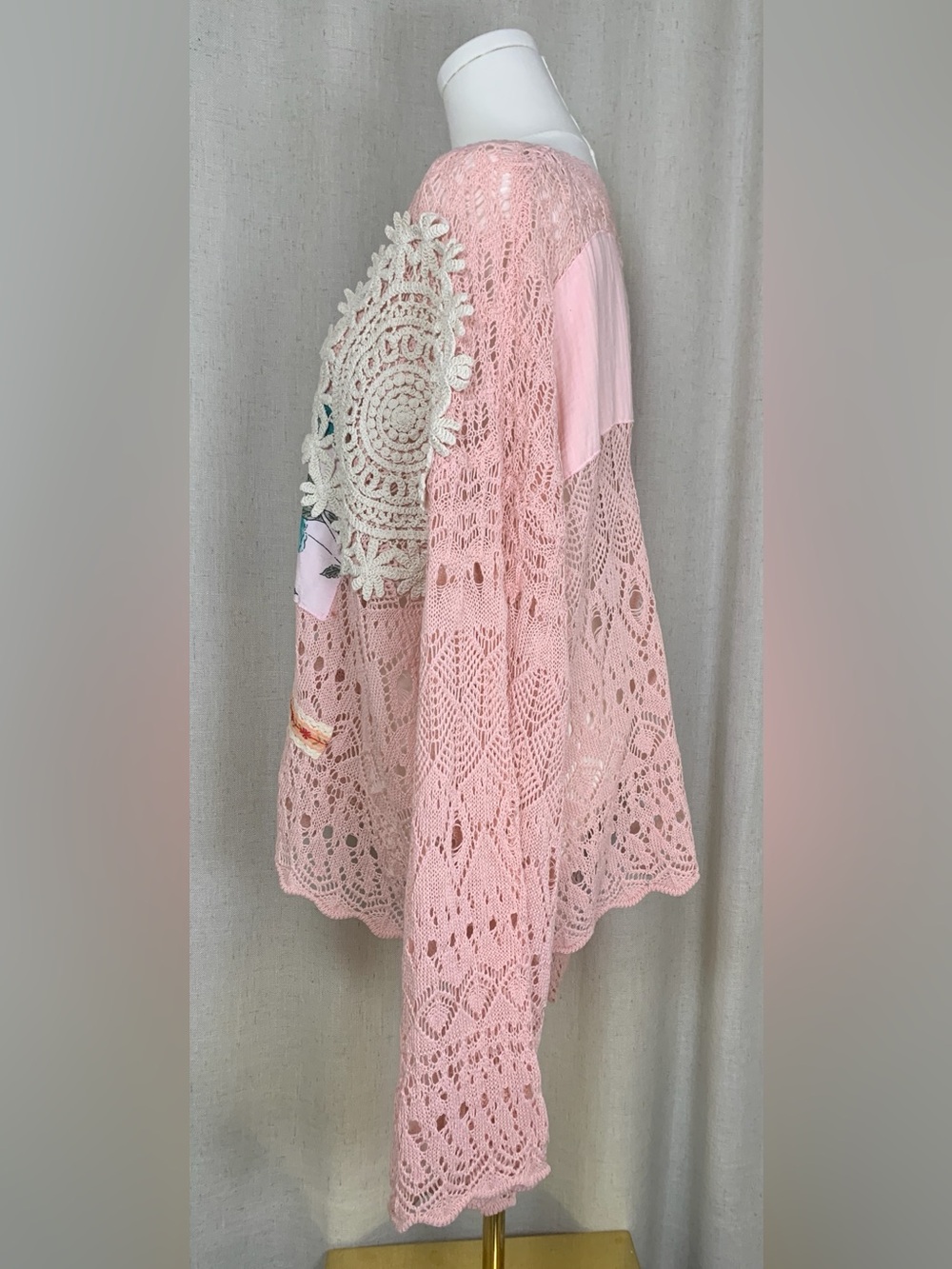 POL Blush Pink Crochet Lace Patchwork Sweater | Boho Cottagecore | Medium L1-37 - Picture 5 of 7